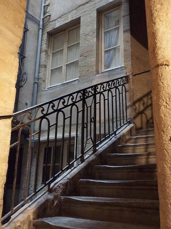 Studio Charme Et Confort Aux Cordeliers Lyon Apartment